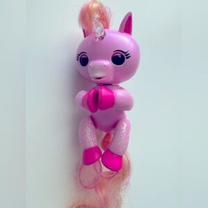 Fingerlings Baby Unicorn JoJo Interactive Figure [Light-Up]
